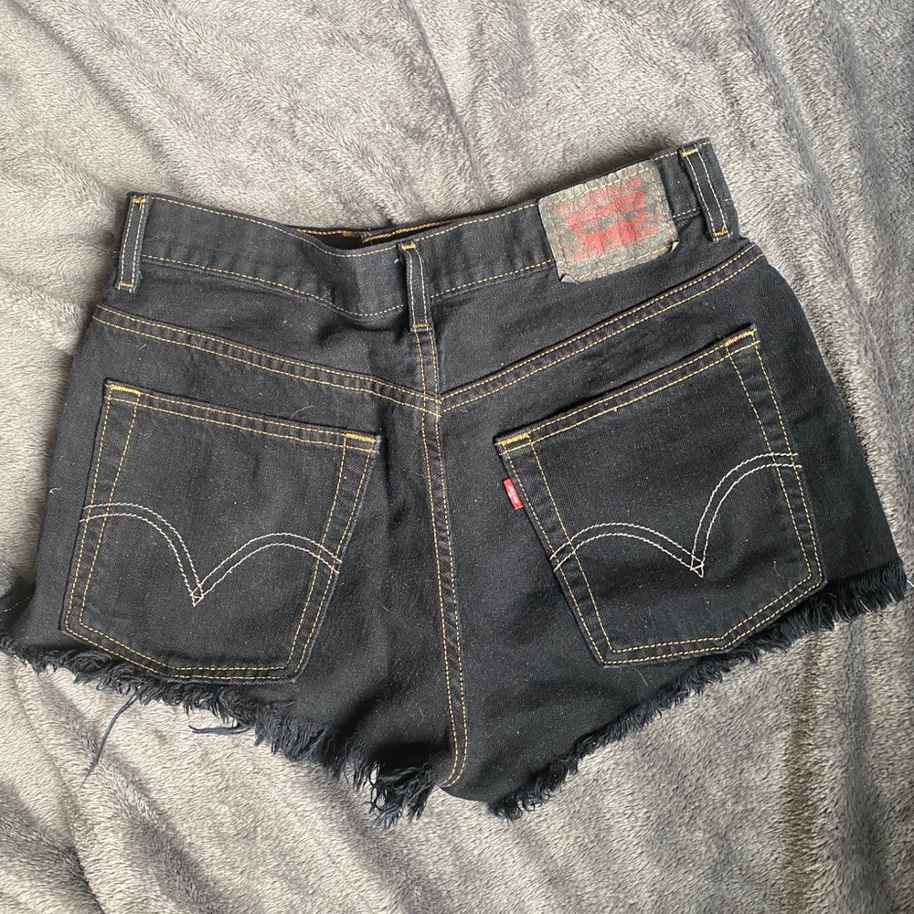 Black Levi’s Loose Straigh 569 Jean Shorts